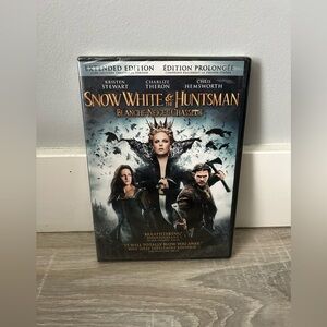 🍀5 for $25🍀 “Snow White & The Huntsman” DVD - new in packaging